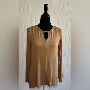 By Chico’s Tan Blouse Womens Size 0 XS Keyhole High Low